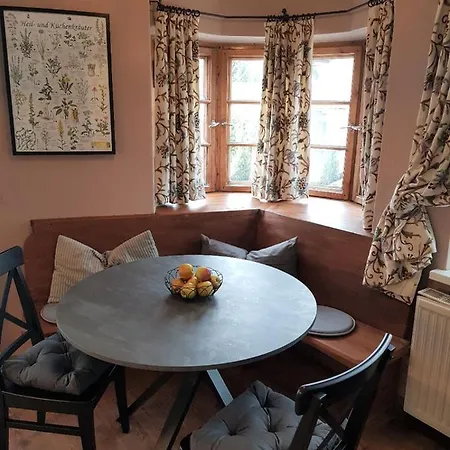 Haus Montana Apartment *