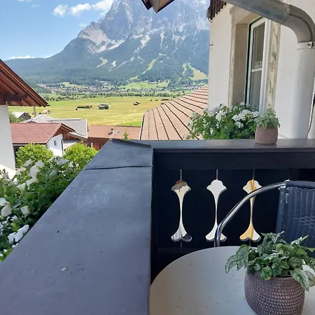 Apartment Haus Montana *