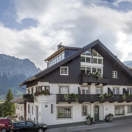 Haus Montana