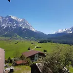 アパート Haus Montana